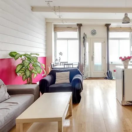Apartment Welkeys Canal Saint Martin *